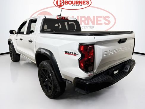Used 2023 Chevrolet Colorado Trail Boss AWD/4WD image 8