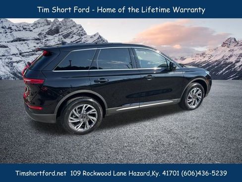 New 2025 Lincoln Corsair AWD w/ Towing Package image 8