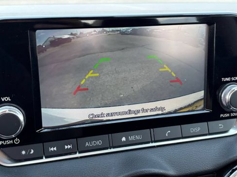 Used 2025 Nissan Sentra S FWD image 23