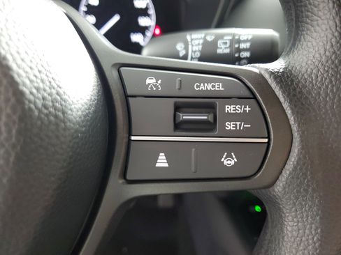 New 2026 Honda HR-V LX image 24