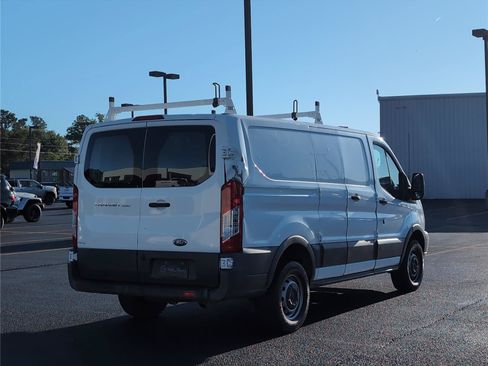 Used 2017 Ford Transit 250 130 Low Roof RWD image 8