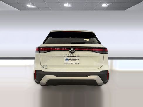New 2026 Volkswagen Tiguan S FWD image 10