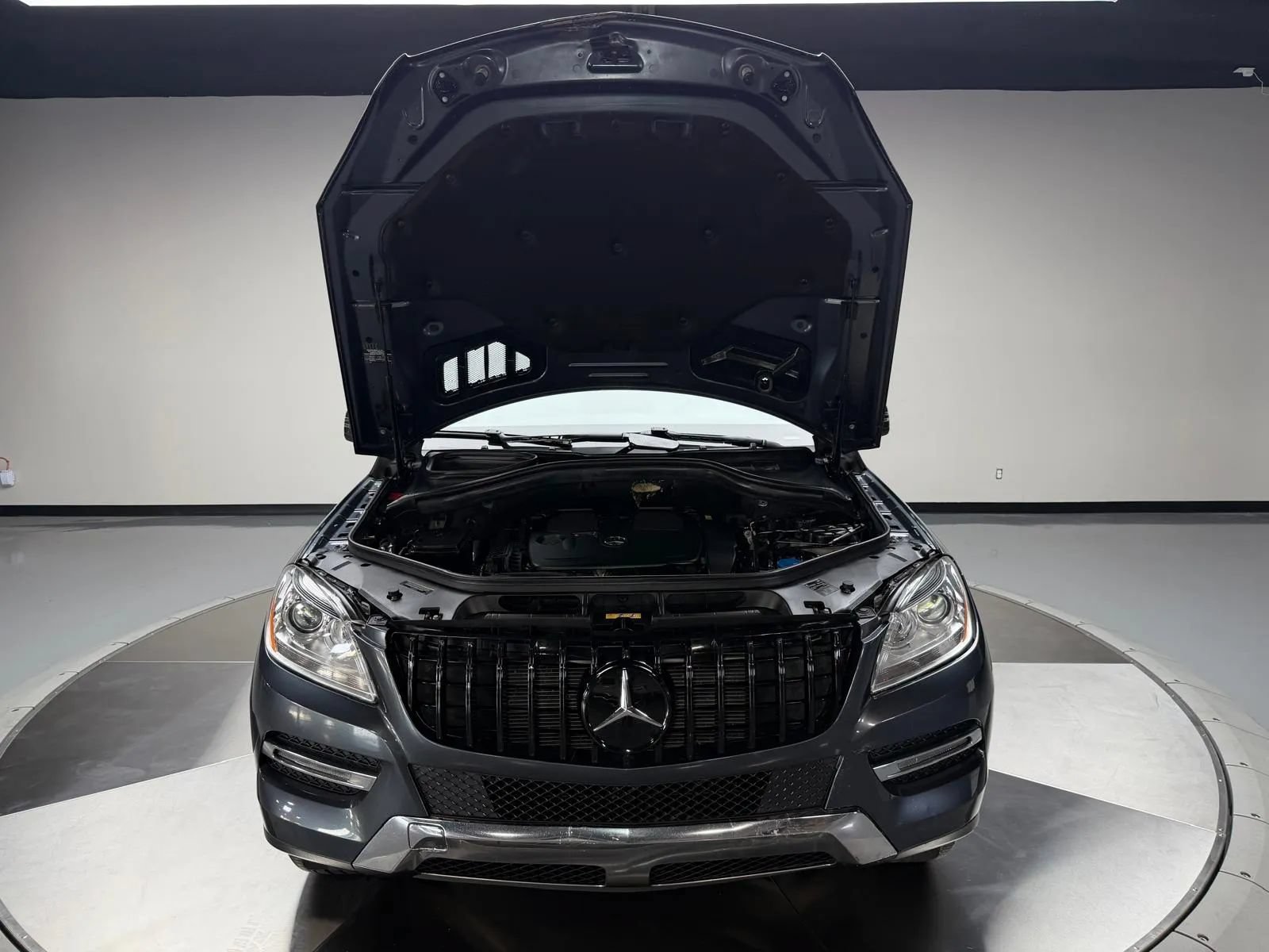 Used 2015 Mercedes-Benz ML 350 4MATIC w/ Premium 1 Package image 11