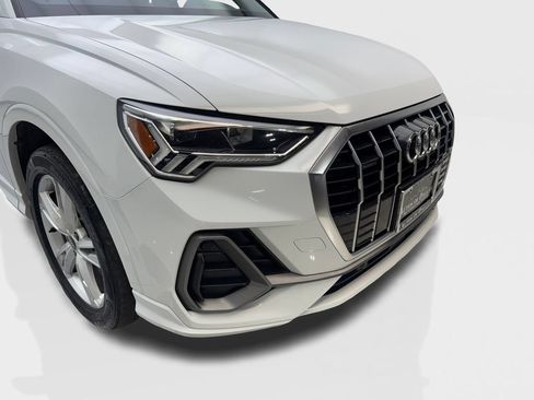Used 2024 Audi Q3 2.0T Premium Plus AWD/4WD image 17