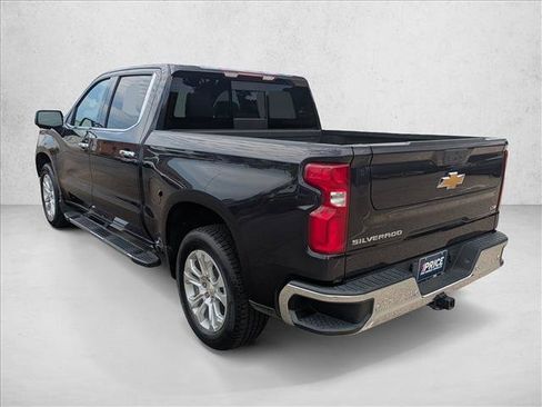 Used 2022 Chevrolet Silverado 1500 LTZ w/ LTZ Convenience Package II RWD image 7