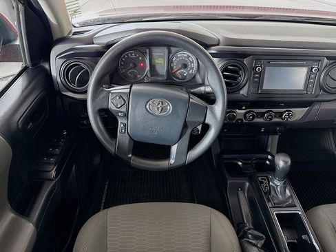 Certified 2017 Toyota Tacoma SR w/ Tow Package image 23