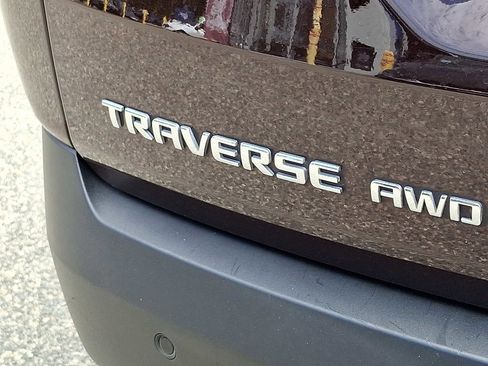 Used 2020 Chevrolet Traverse LT w/ LT Premium Package image 30