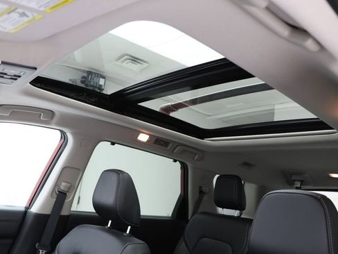 Used 2022 Nissan Pathfinder SL w/ SL Premium Package image 20