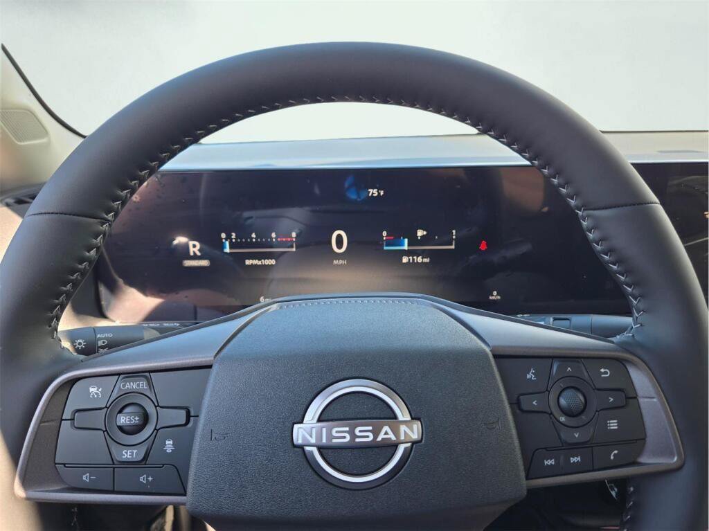 New 2026 Nissan Sentra SV w/ SV Convenience Package FWD image 31