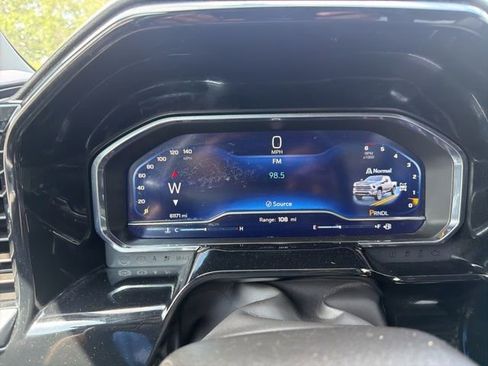 Used 2025 Chevrolet Silverado 2500 LT AWD/4WD image 12