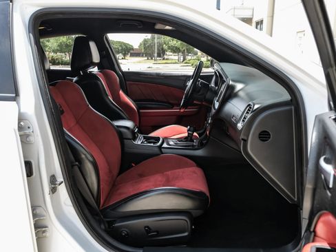 Used 2021 Dodge Charger Scat Pack w/ Plus Group RWD image 36