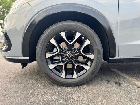 New 2026 Honda HR-V EX-L image 17
