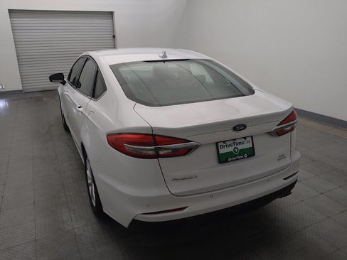 Used 2019 Ford Fusion SE FWD image 6