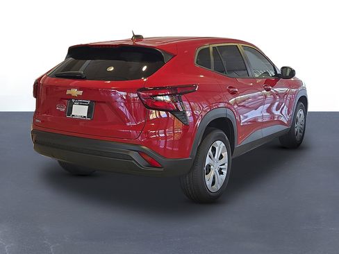 New 2026 Chevrolet Trax LS FWD image 3