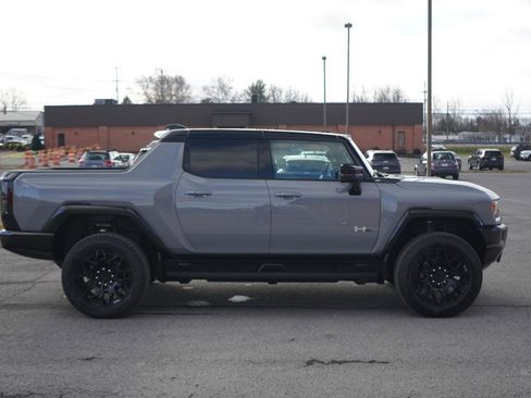 New 2026 GMC Hummer EV 4x4 Crew Cab image 2
