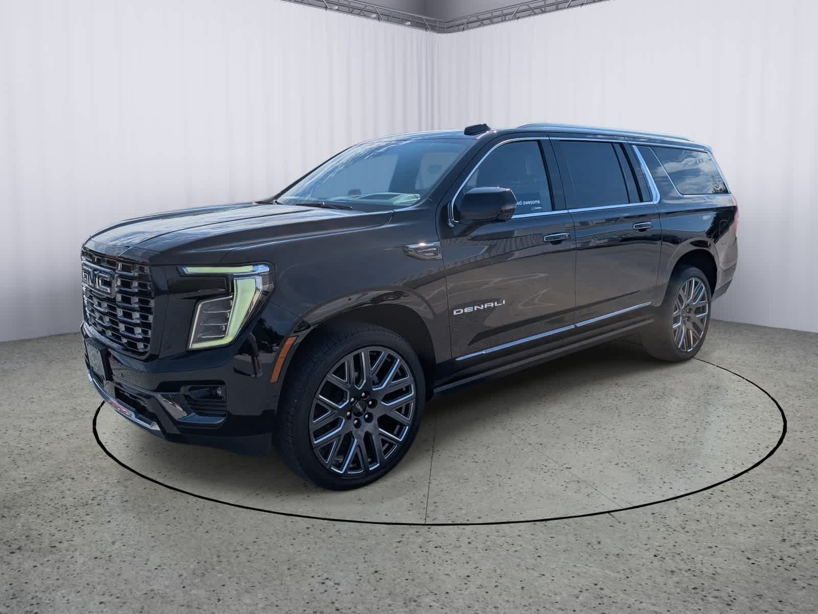 Certified 2026 GMC Yukon XL Denali Ultimate AWD/4WD image 7