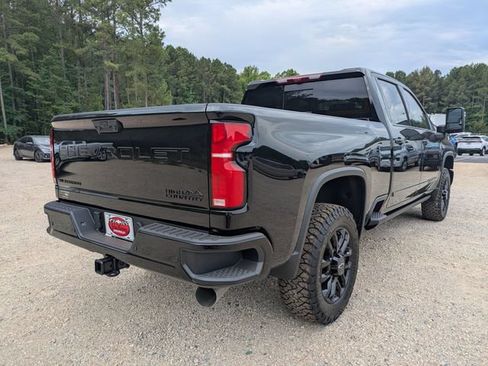 New 2026 Chevrolet Silverado 2500 High Country w/ High Country Premium Package AWD/4WD image 2