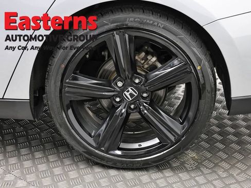 Used 2023 Honda Accord Sport image 32