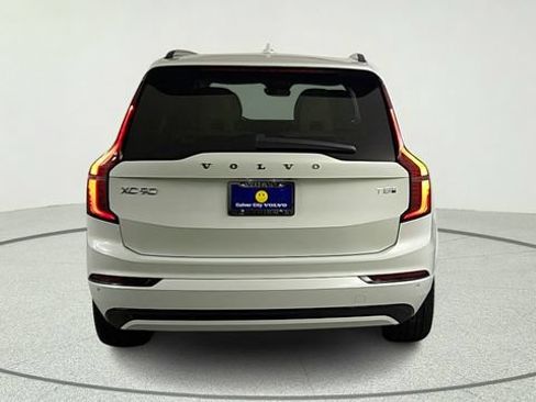 New 2026 Volvo XC90 T8 Ultra w/ Protection Package AWD/4WD image 6
