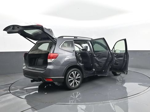 Used 2020 Subaru Forester Limited w/ Popular Package #3 AWD/4WD image 32