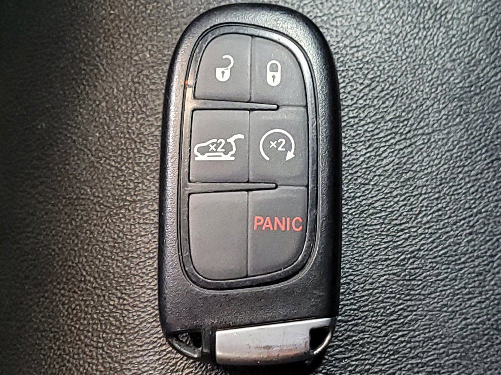 Used 2019 Jeep Cherokee High Altitude FWD image 32