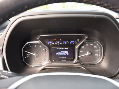 Used 2021 GMC Yukon XL SLT AWD/4WD image 17