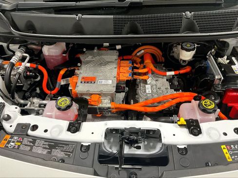 Used 2023 Chevrolet Bolt LT image 34