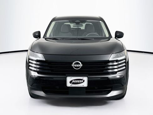 Used 2025 Nissan Kicks SV AWD/4WD image 7