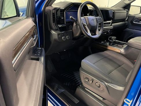 Used 2023 Chevrolet Silverado 1500 RST w/ Z71 Off-Road Package image 17