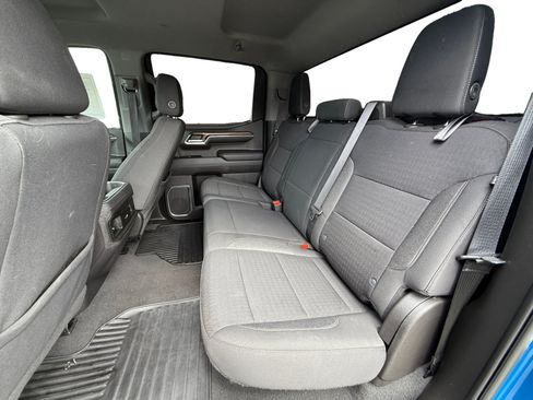 Used 2022 Chevrolet Silverado 1500 RST AWD/4WD image 16