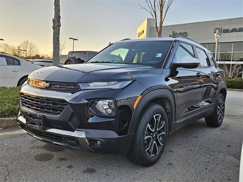 Used 2023 Chevrolet TrailBlazer ACTIV w/ Convenience Package image 4