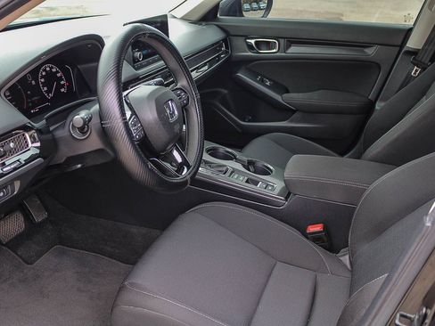 Used 2025 Honda Civic LX image 17