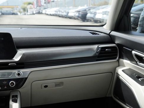 Used 2023 Kia Telluride S FWD image 22