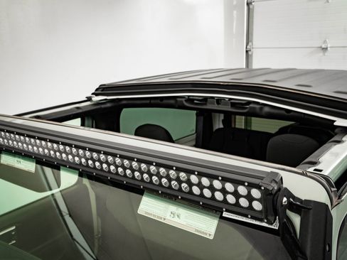 Used 2023 Jeep Wrangler Willys image 14