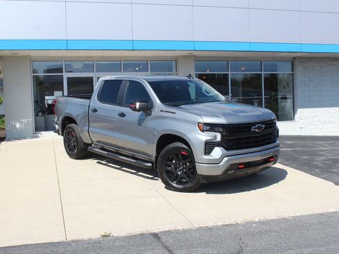 New 2026 Chevrolet Silverado 1500 RST w/ Redline Edition AWD/4WD image 5