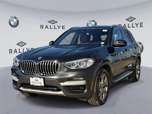Used 2021 BMW X3 xDrive30i w/ Premium Package image 3