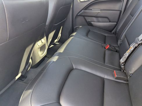 Used 2022 Chevrolet Colorado ZR2 image 16