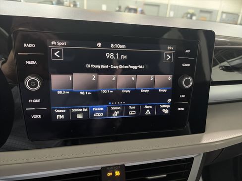 New 2026 Volkswagen Taos SE image 20