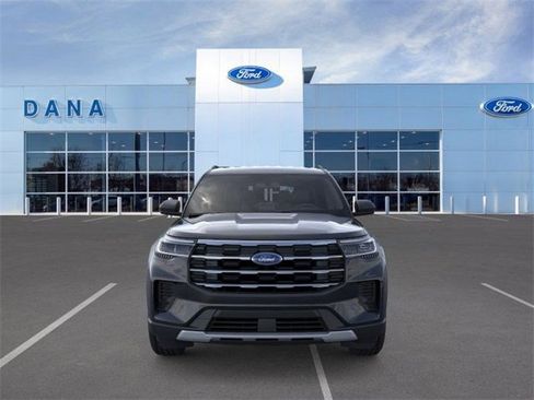 New 2025 Ford Explorer Active image 6