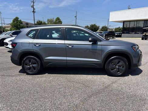 Used 2025 Volkswagen Taos S FWD image 2