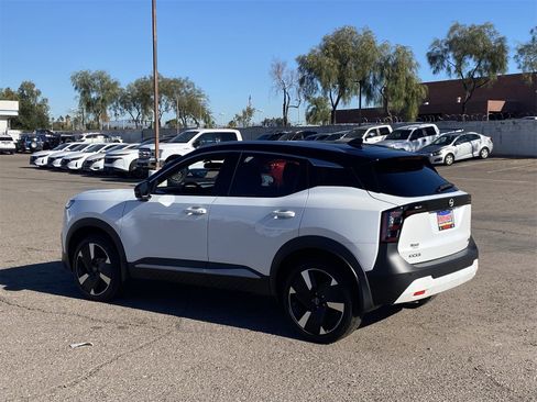 New 2026 Nissan Kicks SR w/ SR Premium Package image 4