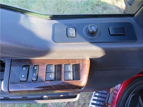 Used 2014 Ford F250 Platinum image 13