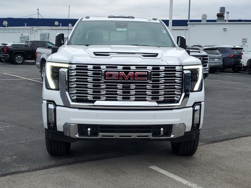 New 2026 GMC Sierra 2500 Denali w/ Denali Reserve Package image 2