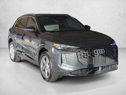 New 2025 Audi Q5 Premium Plus image 3