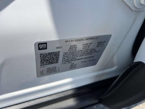Certified 2023 Chevrolet Traverse LT FWD image 21
