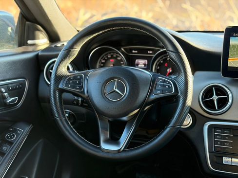 Used 2019 Mercedes-Benz CLA 250 CLA 250 4MATIC Coupe w/ Multimedia Package image 18