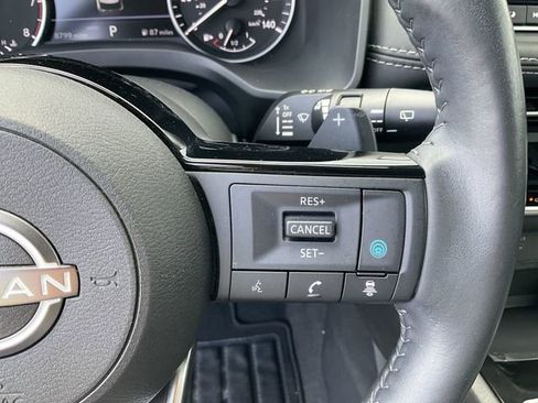 Used 2023 Nissan Rogue SV w/ SV Premium B Package AWD/4WD image 23