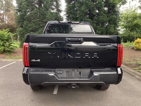 Used 2023 Toyota Tundra SR5 w/ SR5 Premium Package AWD/4WD image 17
