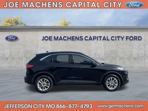 Certified 2022 Ford Escape SE w/ Convenience Package image 4