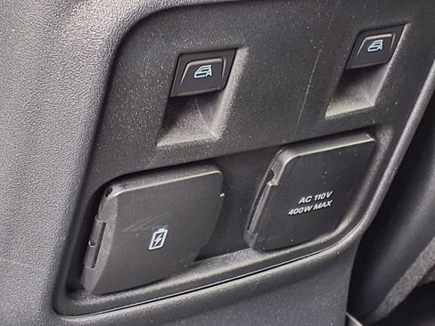 Used 2024 Ford Bronco Wildtrak AWD/4WD image 15